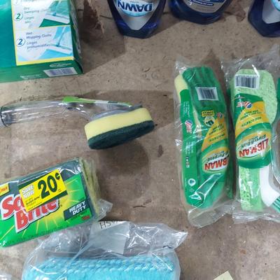 Shark, Libman and more Cleaning supplies (G-BBL)