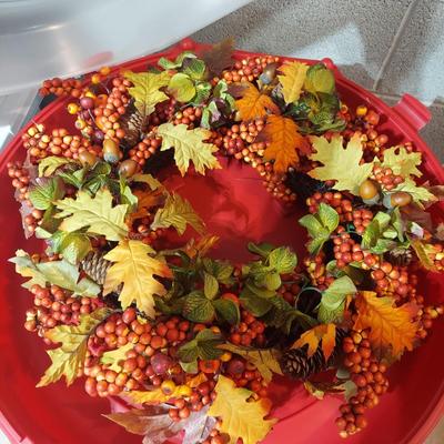 Fall Wreaths and Storage Containers (B2-BBL)