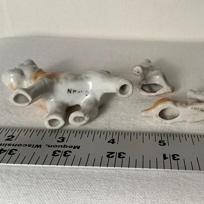 Set of 3 small ceramic dogs