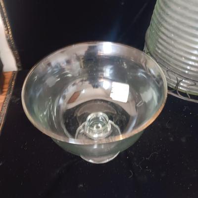GLASS BEVERAGE CONTAINER, LARGE GLASS BOWL W/GOLD RIM AND 3 PLASTIC DEVILED EGG TRAYS