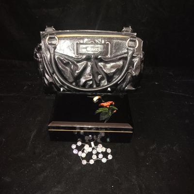 MICHE PURSE AND A FELT LINED MIRRORED JEWELRY BOX
