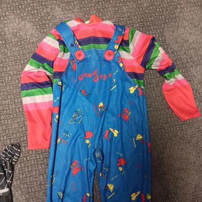 CHILD'S MARVEL SPIDER-MAN AND CHUCKY COSTUMES SIZE 6 - 7