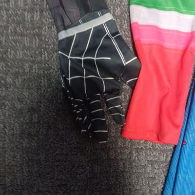 CHILD'S MARVEL SPIDER-MAN AND CHUCKY COSTUMES SIZE 6 - 7