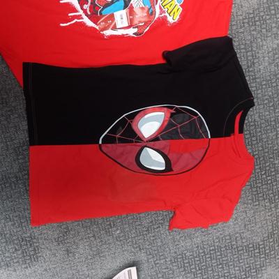 CHILD'S MARVEL SPIDER-MAN T-SHIRTS SIZE 7 - 8