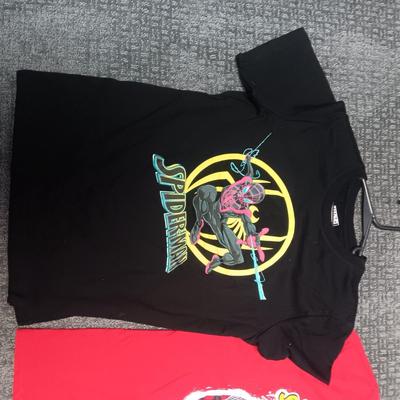 CHILD'S MARVEL SPIDER-MAN T-SHIRTS SIZE 7 - 8