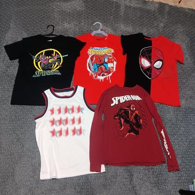 CHILD'S MARVEL SPIDER-MAN T-SHIRTS SIZE 7 - 8