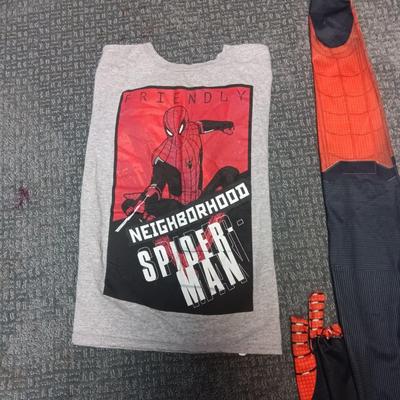 CHILD'S MARVEL SPIDER-MAN COSTUME AND T-SHIRTS SIZE 6 - 7