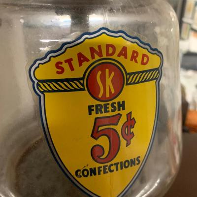 Vintage Standard 5 Cent Coin Op Vending Machine w / Music Box Dancer