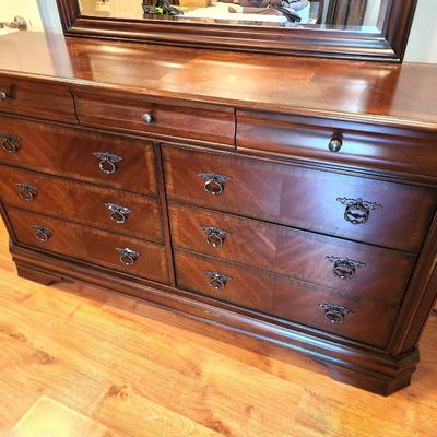 Lot #7 Ashley Furniture Company Mirrored Dresser