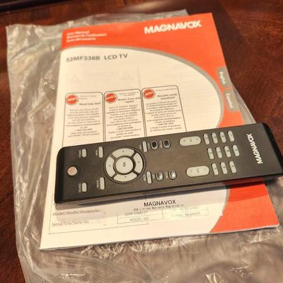 Lot #10 Magnavox HDTV LCD Flat Screen Tv with Remote