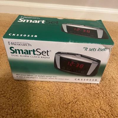 Emerson Research Smart Set Clock Radios (B4-MG)
