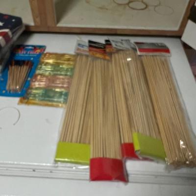 New Napkins, Paper Plates & More (L-RG)