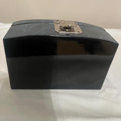 Jewelry Boxes & Reuge Music Box (B4-MG)