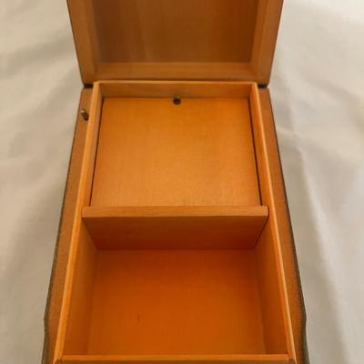Jewelry Boxes & Reuge Music Box (B4-MG)
