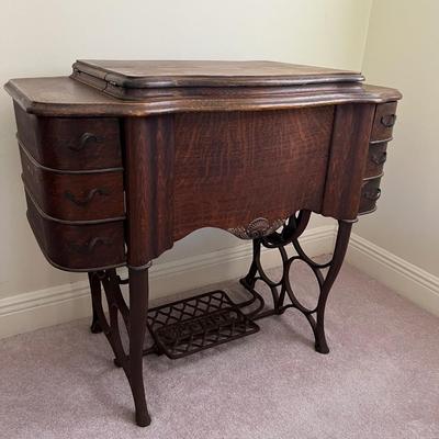 Vintage The FREE Sewing Cabinet & Sewing Machine~Read Details