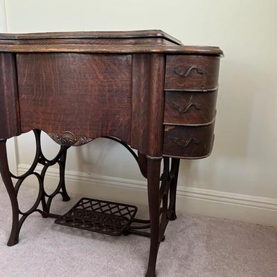 Vintage The FREE Sewing Cabinet & Sewing Machine~Read Details