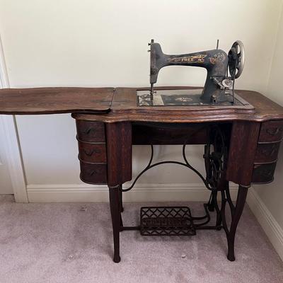 Vintage The FREE Sewing Cabinet & Sewing Machine~Read Details
