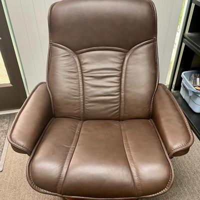 Ekornes Stressless Brown Leather Reclining Chair with Ottoman
