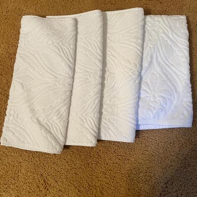 Bathroom Towels & Rugs (B4-MG)