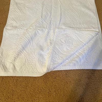 Bathroom Towels & Rugs (B4-MG)