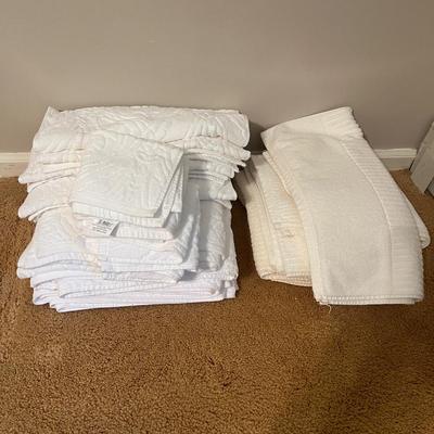 Bathroom Towels & Rugs (B4-MG)