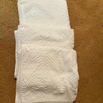 Bathroom Towels & Rugs (B4-MG)