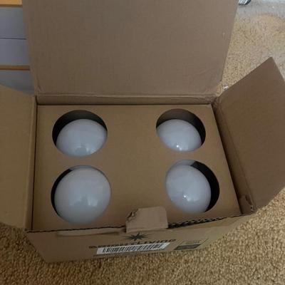 Array of Light Bulbs (B2-MG)