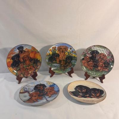 Danbury Mint Daschund Plate Collection (B1-DZ)