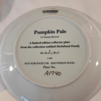 Danbury Mint Daschund Plate Collection (B1-DZ)