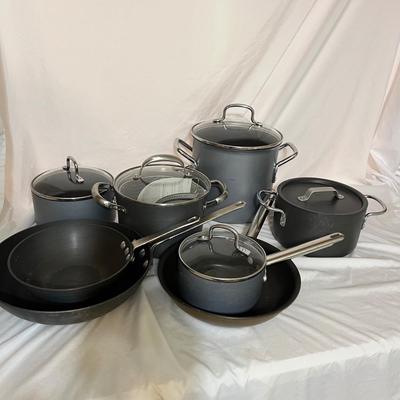 Commercial Aluminum Cookware & More (K-MK)