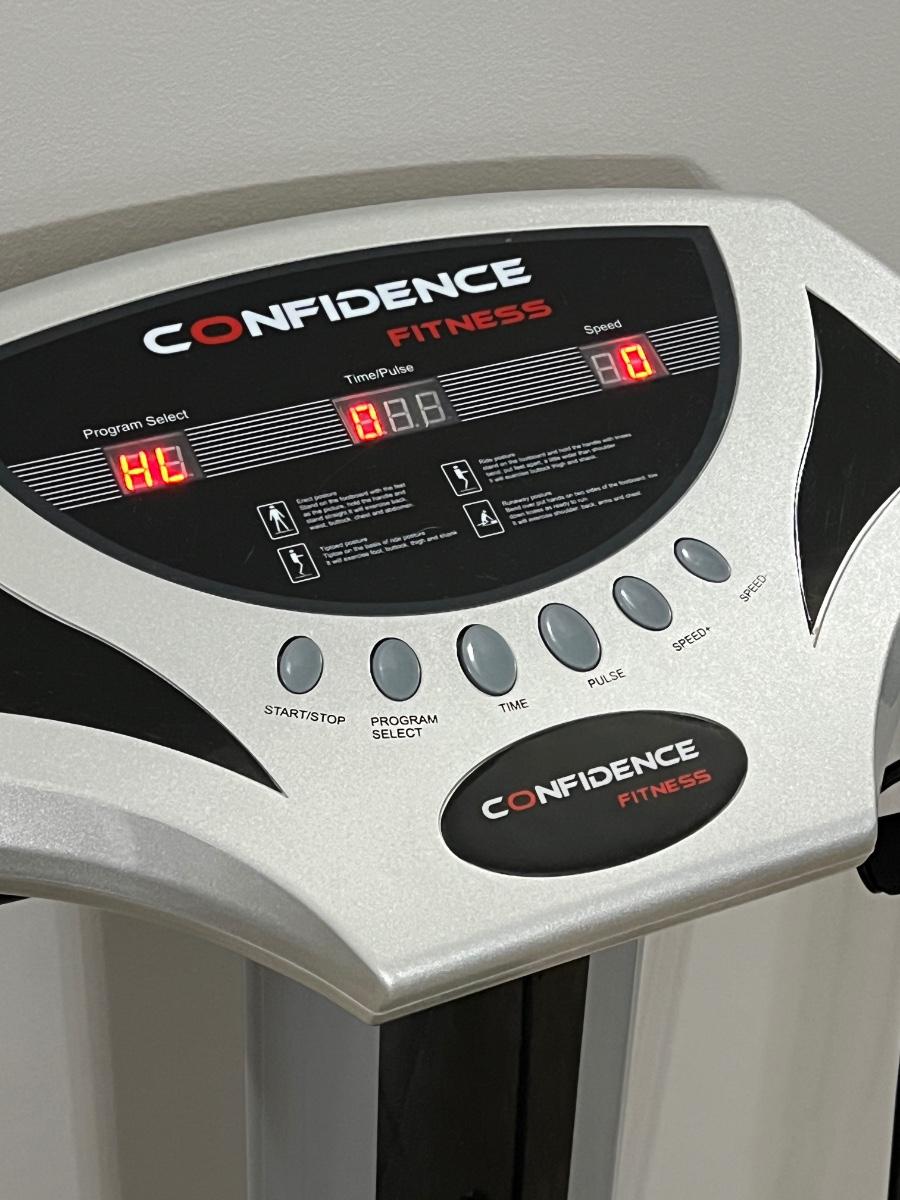 CONFIDENCE FITNESS Vibration Plate Power Plus Machine EstateSales
