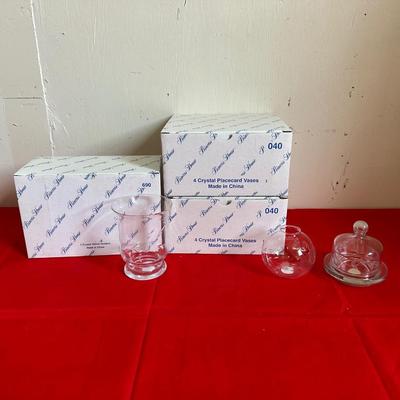PRINCESS HOUSE 8 CRYSTAL PLACECARD VASES & 2 VOTIVE HOLDERS