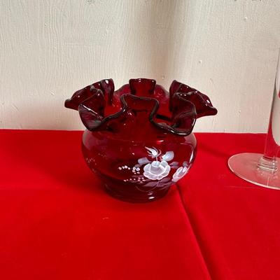 HAND PAINTED FENTON RUBY RED RUFFLED ROSE VASE/BOWL & CRYSTAL BUD VASE