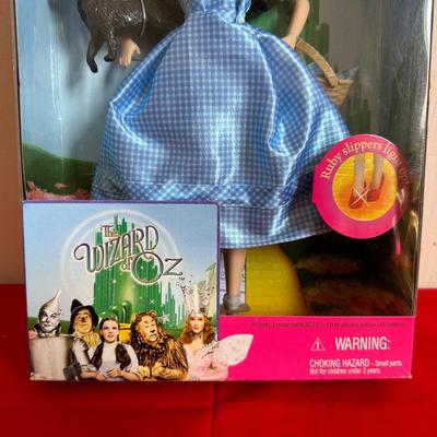 NEW BARBIE DOROTHY FROM THE WIZARD OF OZ