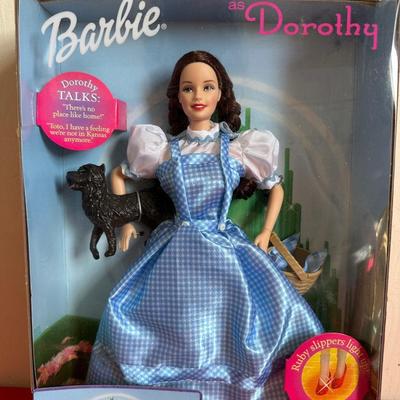 NEW BARBIE DOROTHY FROM THE WIZARD OF OZ