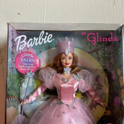 BARBIE GLINDA THE GOOD WITCH FROM THE WIZARD OF OZ