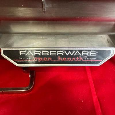 FARBERWARE INDOOR GRILL WITH ROTISSERIE AND WARMING PLATE