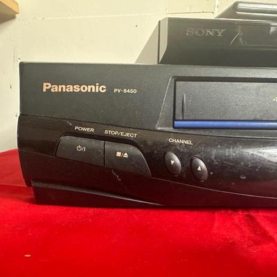 KODAK PIXPRO DIGITAL CAMERA, VHS AND DVD PLAYERS, TV ANTENNA AND MORE