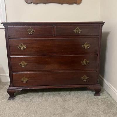 Vintage Solid Wood 5 Drawer Dresser