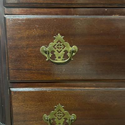 Vintage Solid Wood 5 Drawer Dresser