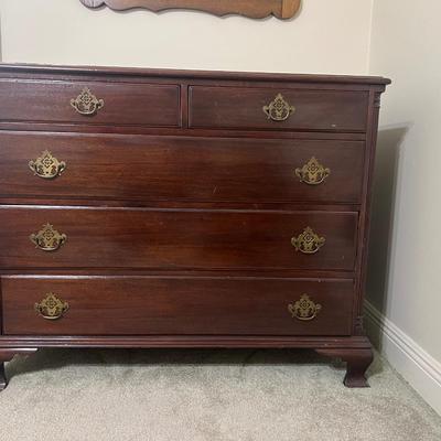 Vintage Solid Wood 5 Drawer Dresser