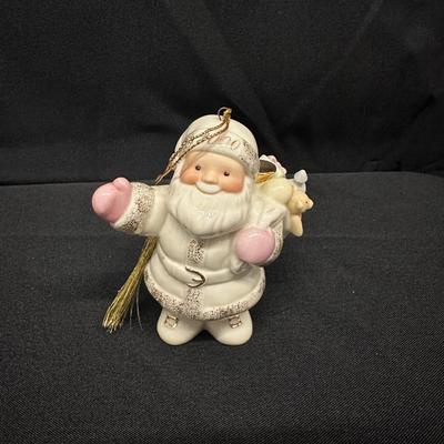 2000 Santa Ornament