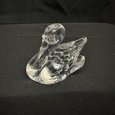 Italian Crystal Swan paperweight