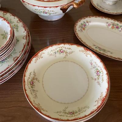20 Piece Set Hand Painted Flora Meito China Made In Japan.