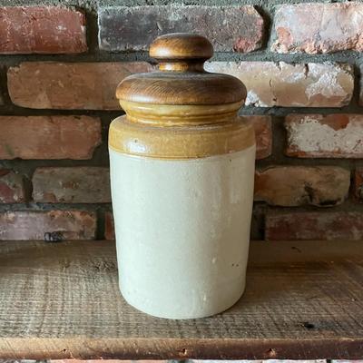 Lot of Vintage Pottery and Collectable Decorative Items