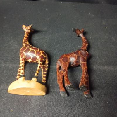 2 WOODEN HAND CARVED GIRAFFES FROM AFRICA