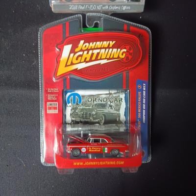 2 NEW DIE-CAST MODEL CARS