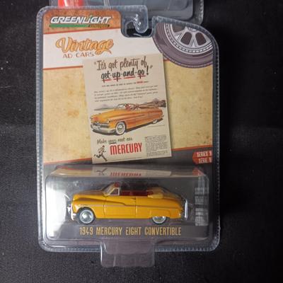 NEW GREENLIGHT '49 MERCURY EIGHT CONVERTIBLE & NASCAR MUSCLE MACHINES