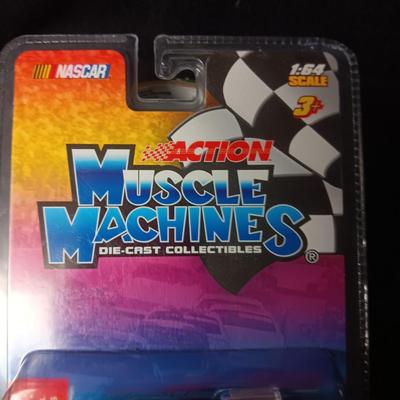 NEW GREENLIGHT '49 MERCURY EIGHT CONVERTIBLE & NASCAR MUSCLE MACHINES