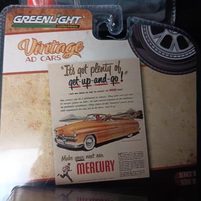 NEW GREENLIGHT '49 MERCURY EIGHT CONVERTIBLE & NASCAR MUSCLE MACHINES